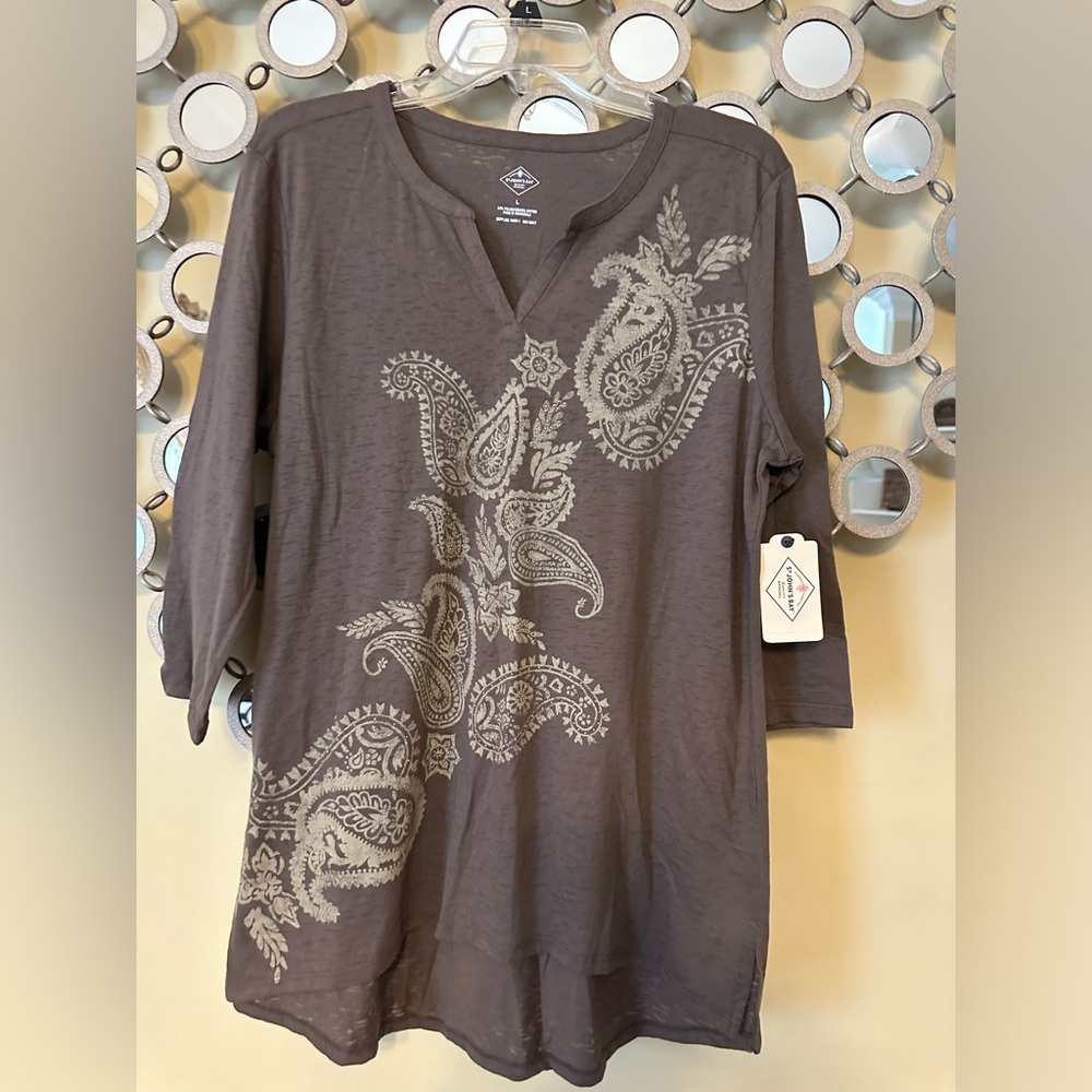 New with tags, Large mixed of 54% polyester and 46% Cotton, by St JOHNS BAY